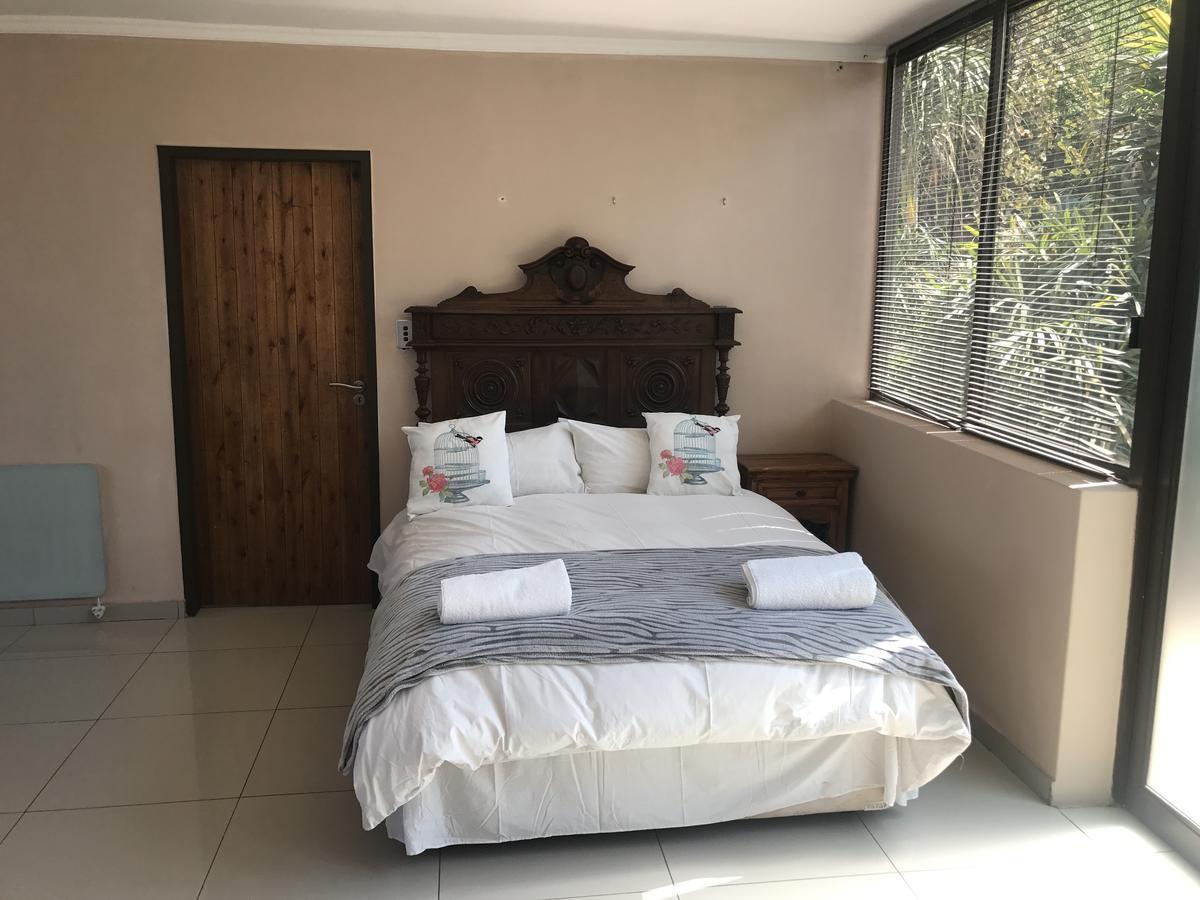 Thatch View Hartbeespoort Exterior photo