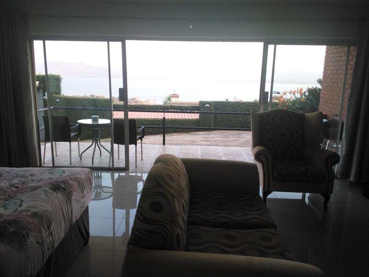 Thatch View Hartbeespoort Exterior photo